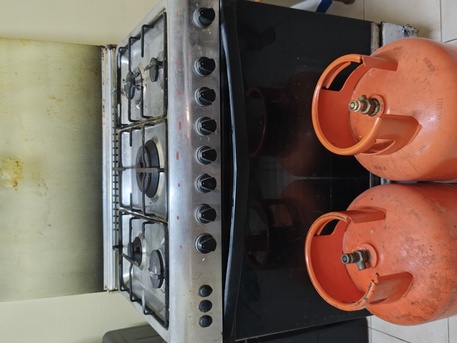 Riyadh, Appliances, SAR 0750,  SAR 750- Cooking Range With 2 Gas Cylinders