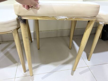 Al Mounsiyah, Furniture, SAR 120,  4 Dining Chairs, Munsiah