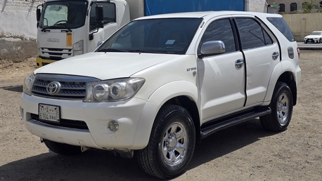 Jeddah, Vehicles, Cars & Trucks , SAR 35000,  Toyota Fortuner,  2009,  Automatic,  545000 KM,    GX (family-owned) Well Maintained