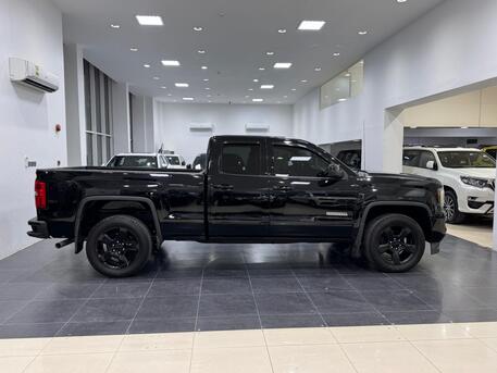 Manama, Vehicles, Cars & Trucks , BHD 7500,  GMC Sierra Elevation,  2018,  Automatic,  96250 KM,    (Black)