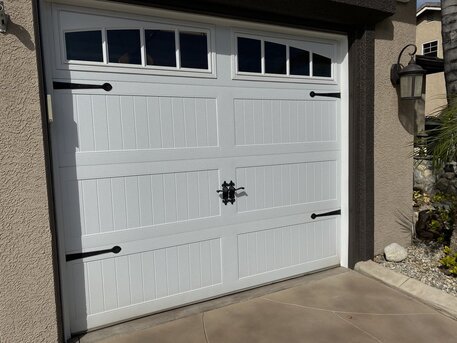 New York, Household, Arising Garage Doors