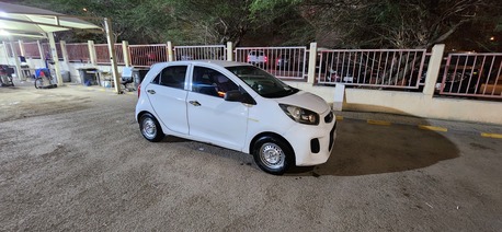 Al Murabba, Vehicles, Cars & Trucks , SAR 16000,  Kia Picanto,  2017,  Automatic,  183000 KM,  Car For Urgent Sale In Riyadh Hara ( )- Al Wizarat