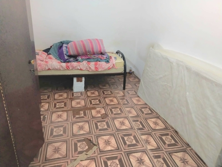 Gudaibiya, Apartments/Houses, BHD 120/month,  2 BR,  Two (2) Bedroom Newly Painted Flat With Hall, Balcony Kitchen, Washroom And Toilet Is Avai