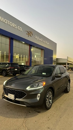 Riyadh, Vehicles, Cars & Trucks , SAR 67000,  Ford Escape Titanium,  2020,  Automatic,  26000 KM,