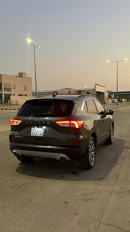 Riyadh, Vehicles, Cars & Trucks , SAR 67000,  Ford Escape Titanium,  2020,  Automatic,  26000 KM,
