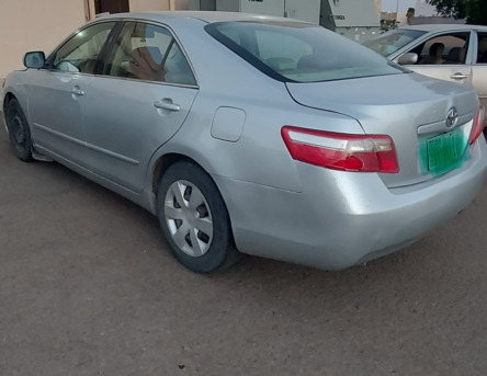 Riyadh, Vehicles, Cars & Trucks , SAR 17000,  2009,  2009,  Automatic,  405000 KM,  Toyota Camry  For Sale