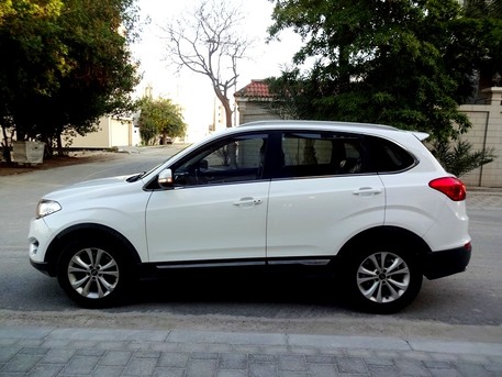 Zinj, Vehicles, Cars & Trucks , BHD 111,  Chery Tiggo 5,  2016,  Automatic,  82000 KM,  Excellent Condition - Full Option, Urgent Sale