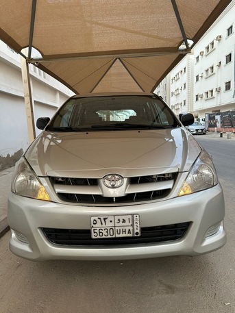 Jeddah, Vehicles, Cars & Trucks , SAR 23000,  Toyota Innova,  2009,  Automatic,  300 KM,  For Sale