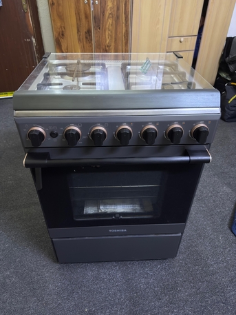 Riyadh, Household Items, SAR 450,  TOSHIBA 4 Burner Gas Cooker With Oven &ndash; 450 SAR