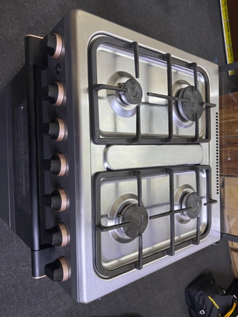 Riyadh, Household Items, SAR 450,  TOSHIBA 4 Burner Gas Cooker With Oven &ndash; 450 SAR