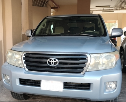 Salmaniya, Vehicles, Cars & Trucks , Toyota Land Cruiser,  2014,  Automatic,  189000 KM,    ( 6 Cylinder )