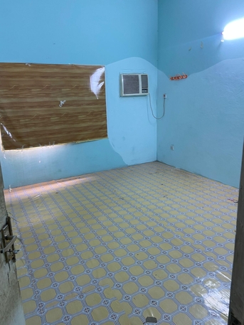 Sitra, Bedspace For Rent, BHD 40/month,  Bachelor Room Bed Space Available In Sitra Near Alnoor Petrol Station With EWA