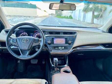 Manama, Vehicles, Cars & Trucks , BHD 4100,  Toyota Avalon,  2013,  Automatic,  163000 KM,  XLE