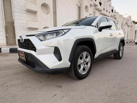 Riyadh, Vehicles, Cars & Trucks , SAR 74500,  TOYOTA RAV4 L,  2020,  Automatic,  160000 KM,  2,OLITER 4X4 DRIVE
