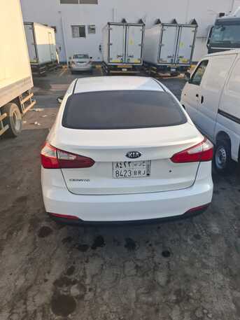Riyadh, Vehicle Lease Transfer, SAR 20000,  SAR 20,000 Kia Cerato, 2014, Automatic 460,000 KM