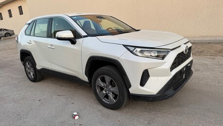 Riyadh, Vehicles, Cars & Trucks , SAR 82500,  TOYOTA RAV4 X4 -,  2022,  Automatic,  90000 KM,  4X4 2.0 LITER