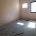 BHD 200/month,  3 BR,  2Bath Hall Kitchen. No Lift Old Bulding.Balcony. In -(((Riffa)))