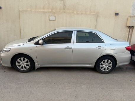 Riyadh, Vehicles, Cars & Trucks , SAR 30000,  ZRE1411,  2012,  Automatic,  303024 KM,  Toyota_Corolla_XLI_1.6L _ Silver_color_for Sale.