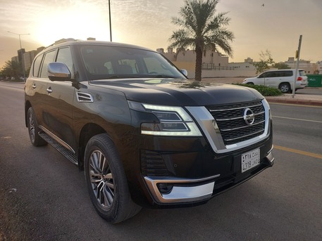 Riyadh, Vehicles, Cars & Trucks , SAR 168000,  Nissan Patrol,  2021,  Automatic,  104000 KM,   Platinum In Mint (Excellent) Condition