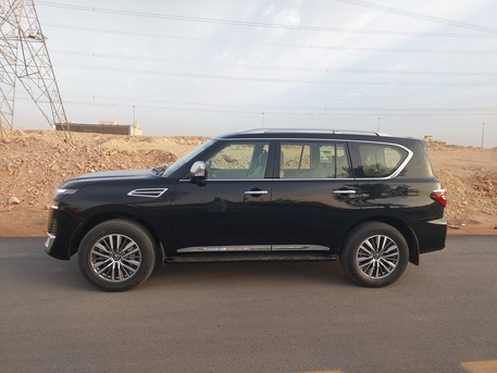 Riyadh, Vehicles, Cars & Trucks , SAR 168000,  Nissan Patrol,  2021,  Automatic,  104000 KM,   Platinum In Mint (Excellent) Condition