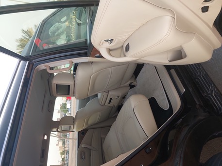 Riyadh, Vehicles, Cars & Trucks , SAR 168000,  Nissan Patrol,  2021,  Automatic,  104000 KM,   Platinum In Mint (Excellent) Condition