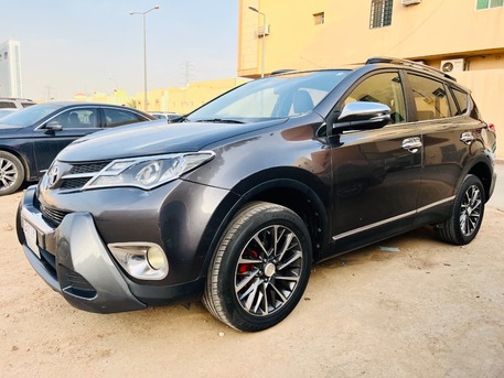 Hittin, Vehicles, Cars & Trucks , SAR 48000,  Toyota RAV4,  2015,  Automatic,  169956 KM,  - - 169,956 KM - SAR:48,000, Riyadh - Hittin (Exit-02) / Ummul Hammam.