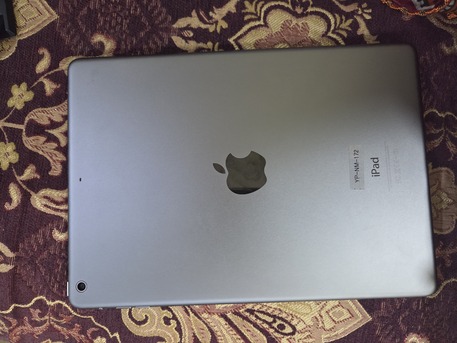 Isa Town, Computers, BHD 60,  Ipad