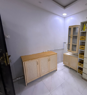 Riyadh, Rooms Available, SAR 1100/month,  1 Big Room With Attach Bathroom