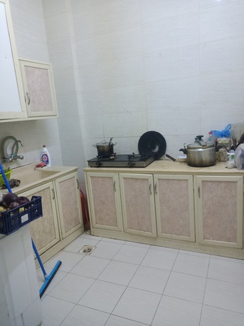 Hara, Housing Exchanges, SAR 1650/month,  1 BR,  .. Sq. Meter,  Full Furnished Family Flat 1. Bhk First Floor ..available  Near  Rajhi Signal (hara)