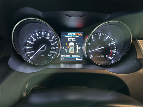 Al Khalidiyah, Vehicles, Cars & Trucks , SAR 35000,  Land Rover Range Rover Evoque,  2012,  Automatic,  230000 KM,  Range Rover  Model