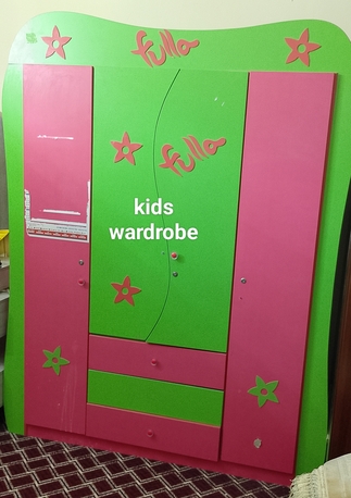 Jeddah, Baby & Kid Stuff, SAR 275,  Kids Wardrobe N Dressing Table