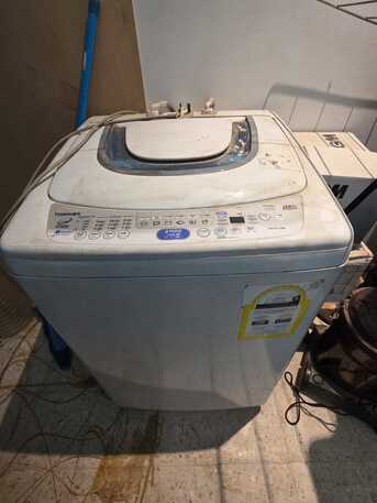 Riyadh, Air Conditioners, SAR 4000,  HOUSEHOLD ITEMS. SPLIT AC