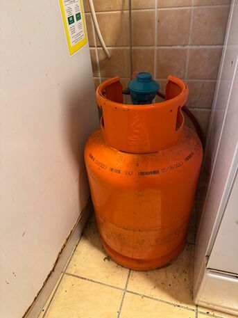 Salamah, Household Items, SAR 350,  Gas Cylinder With Stove