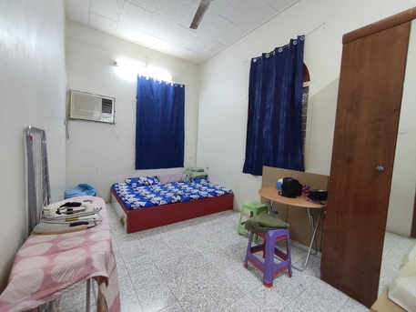 Sanabis, Apartments/Houses, BHD 140/year,  1 BR,  Sanabis:- Furnished Studio Flat On Rent With Ewa..