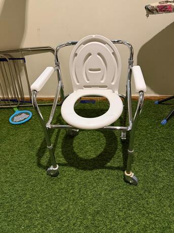Riyadh, Household Items, SAR 150,  Commode Chair