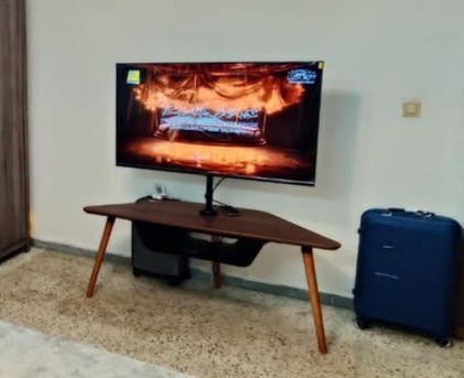 Riyadh, Household Items, SAR 150,  Class Pro 50&rdquo; 4K TV + Rotating Stand | Strollers & Baby Walker &ndash; Hot Sale!