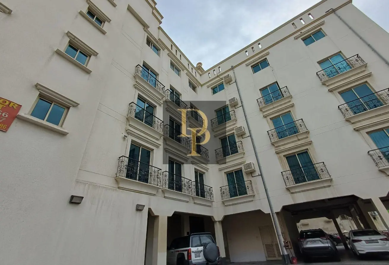Hoora, Apartments, Flats, Houses & Villas, BHD 300/month,  3 BR,  120 Sq. Meter,  SPACIOUS 3BR APARTMENT | BALCONY | STORE | PARKING &ndash; EXHIBITION ROAD