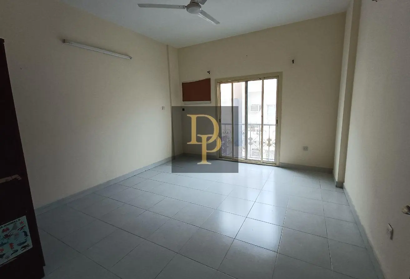 Hoora, Apartments, Flats, Houses & Villas, BHD 300/month,  3 BR,  120 Sq. Meter,  SPACIOUS 3BR APARTMENT | BALCONY | STORE | PARKING &ndash; EXHIBITION ROAD