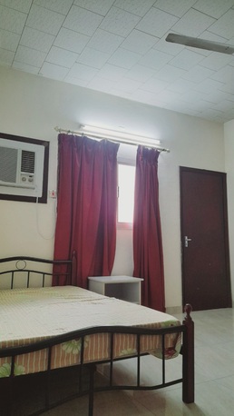 Mahooz, Business Partners, Fully Furnished Room Available For Executive Bachelor Near Tropicana Hotel