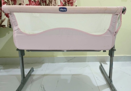 Hidd, Baby & Kid Stuff, BHD 30,  Chicco Next 2 Me Crib