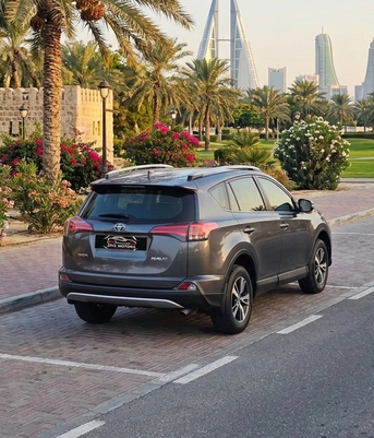 Ras Rumman, Vehicles, Cars & Trucks , BHD 6399,  Toyota RAV4,  2017,  Automatic,  113000 KM,  Toyota Rav 4 -  - Full Option - Zero Accident - Well Maintained