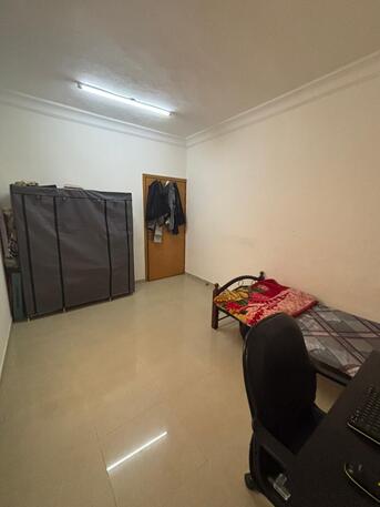 Akrabia, Rooms Available, SAR 750/month,  Furnished,  Furnished Room For Rent In Family Flat