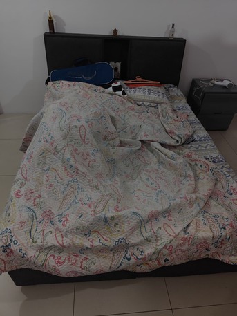 Juffair, Furniture, BHD 120,  3 Beds With Side Drawers