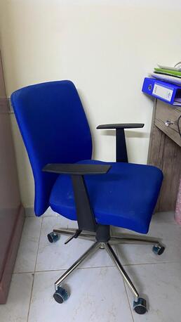 Riyadh, Furniture, SAR 100,  Blue Office Chair