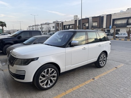 Al Arid, Vehicles, Cars & Trucks , SAR 195000,  Land Rover Range Rover,  2019,  Automatic,  82000 KM,  Range Rover (L405) 3.0 S/C HSE Model 340PS