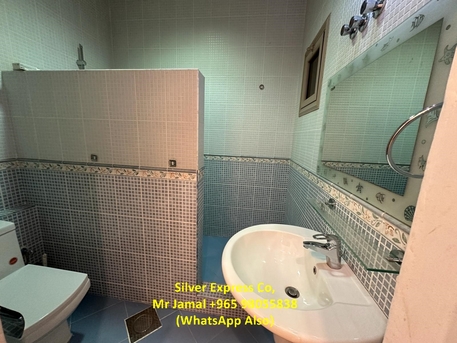 Mangaf, Apartments/Houses, KWD 650/month,  4 BR,  200 Sq. Meter,  4 Master Bedroom Floor For Rent In Mangaf.