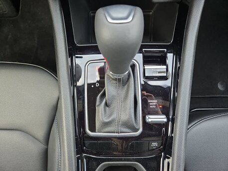 Amman, Vehicles, Cars & Trucks , JOD 12500,  Jeep Compass Limited,  2024,  Automatic,  20000 KM,  Duty Free