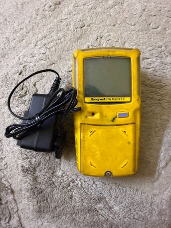 Al Malaz, Materials, SAR 1,  Safety & Environmental Instruments For Sale &ndash; Excellent Condition, Ready To Use