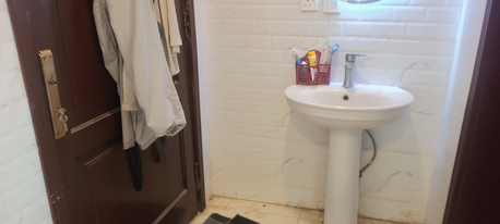 Al Fadel, Rooms Available, SAR 800/month,  Furnished,  0 Sq. Meter,  Roommate Wanted: Seeking 1 Responsible Roommate For Shared Room