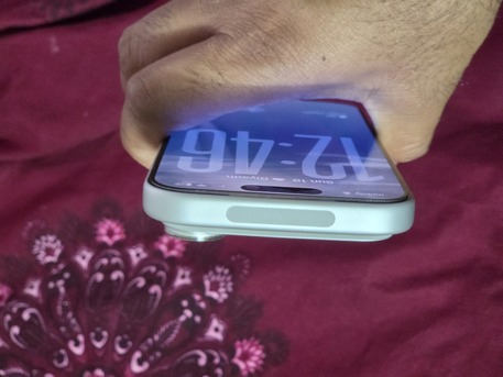 Al Murabba, Mobile Phones, SAR 4200,  IPhone 17 Pro For Sale Silver Colour